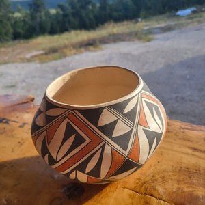 Vintage Acoma Polychrome Pot